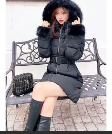 RESEXXY 후드 부착 다운 코트