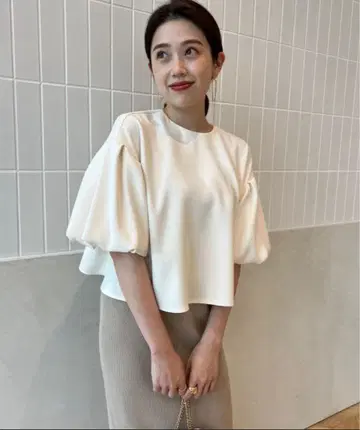 [아뉴앙스] 더블 크로스 벌룬 슬리브 블라우스