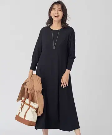 새상품급 23구 비스코스 스트레치 플레어 원피스