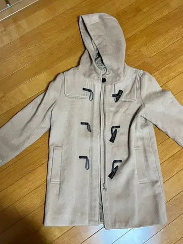 베이지 더플 코트 후드 부착