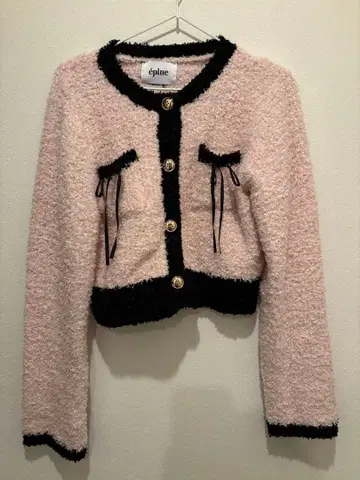 epine 핑크 블랙 크롭 니트