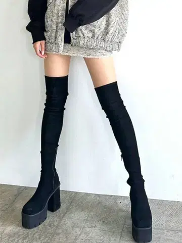 EMODA 스퀘어핏 통굽 부츠 M 사이즈