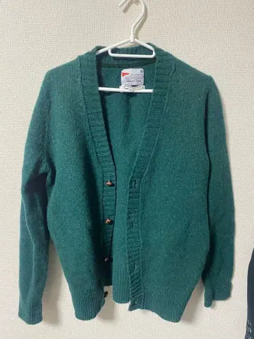 울 그린 컬러 V넥 가디건