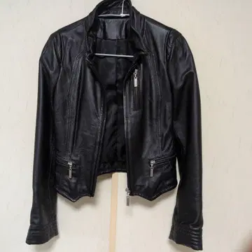 블랙 가죽 싱글 라이더 자켓