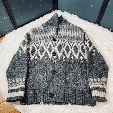 Gap M 사이즈 다크 그레이 두꺼운 원단 니트 가디건