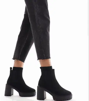 ASOS DESIGN 와이드 핏 힐 포함 청키 첼시 부츠