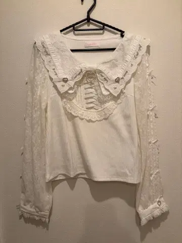 LIZLISA 화이트 레이스 포함 긴팔 블라우스