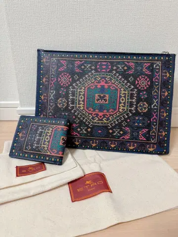 에트로 ETRO 이단 접이식 지갑 수납 봉투 포함