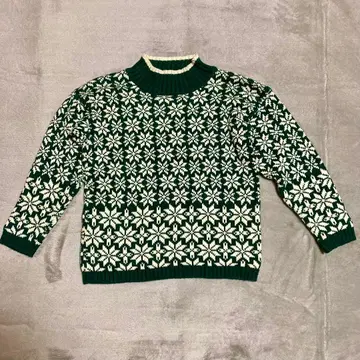 [갭] 눈꽃 패턴 스웨터 S 사이즈 그린 x 화이트 뜨개질