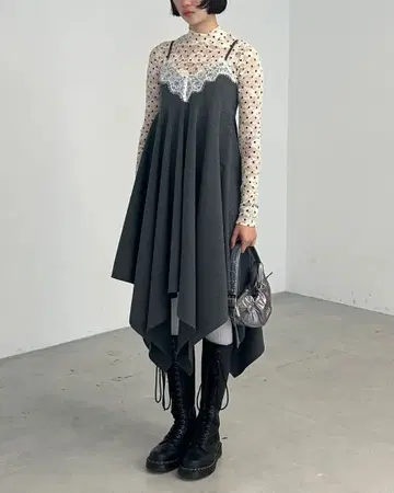 LACE HANDKERCHIEF HEM DRESS