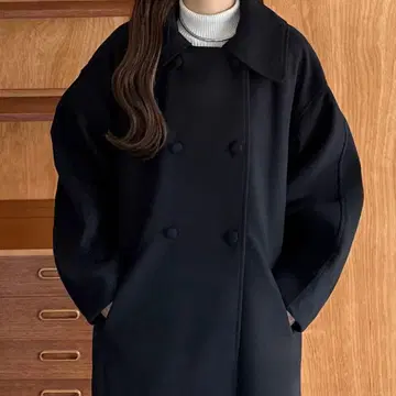 칼라우티아 스탠 칼라 롱 코트