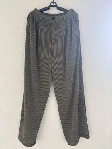 Casper John 올리브 그린 슬랙스