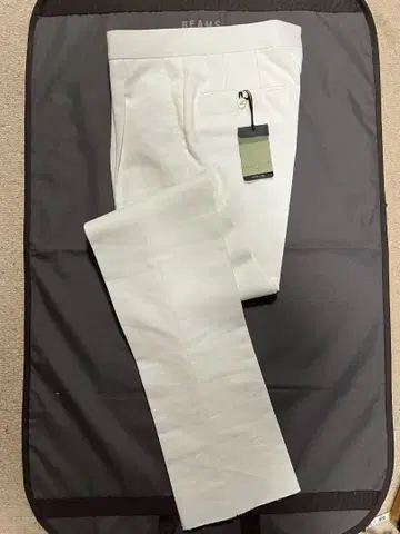 달크오레 트라우저스 44 beams f