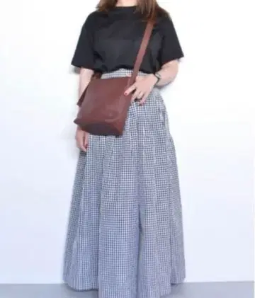 새상품 클레도란 가죽 숄더백 브라운