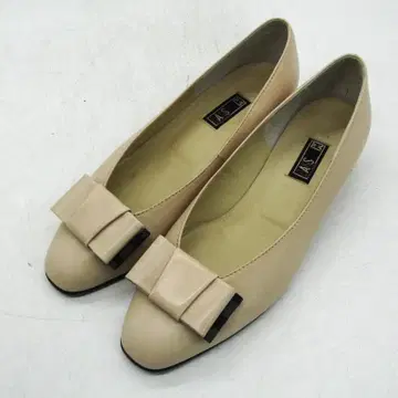 펌프스 청키힐 닥스 브랜드 슈즈 35 사이즈 베이지