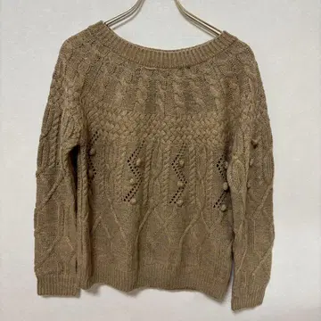 [서울베리] (L) 니트 스웨터 케이블 짜임 로우 게이지 리브 절개