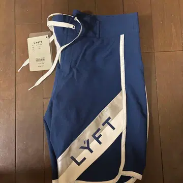 LYFT 네이비 숏팬츠