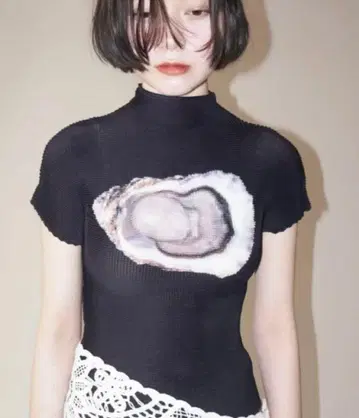 musubore 굴 오이스터 플리츠 프린트 상의