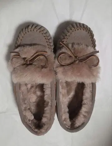 EMU Australia 모카신