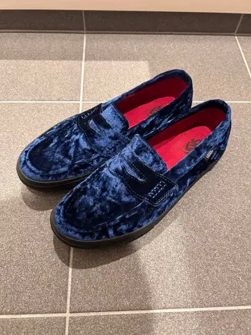 VANS 벨벳 로퍼 네이비 벨벳 슬립온 반스
