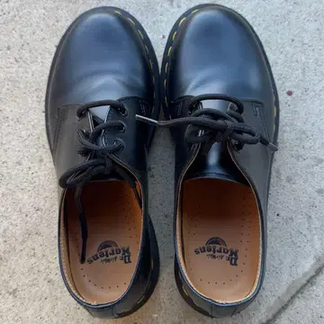 Dr.Martens