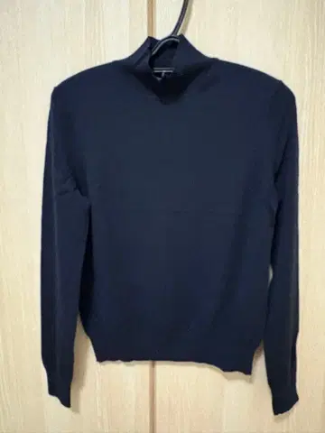 Theory 네이비 스웨터 S 하이넥