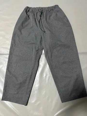 PROP STORE 그레이 이지 팬츠