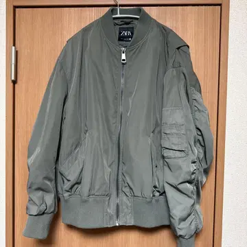 ZARA 올리브 그린 MA-1 플라이트 자켓