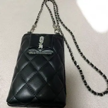 JILLSTUART 퀼팅 블랙 스마트폰 숄더백
