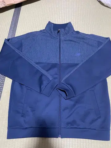 [ 미사용 새상품 ] New Balance 트랙 자켓
