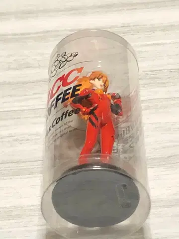 UCC 밀크&커피 에반게리온 식파 아스카 랑그레이 피규어