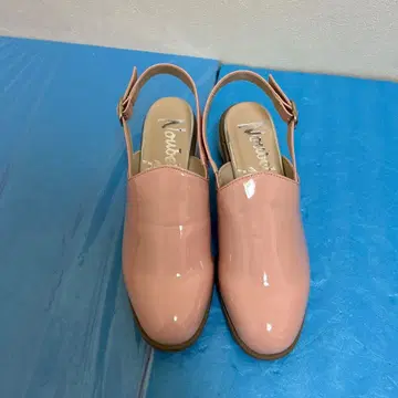 핑크 에나멜 슬링백 샌들