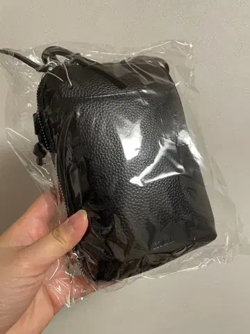 muu closet original wallet bag black