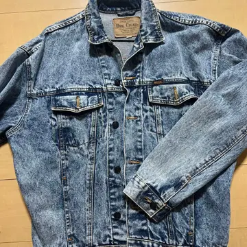 DOG CIGAR 라이트 블루 데님 자켓