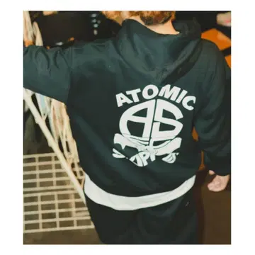 atomic skipper 아토스키 후드티 블랙