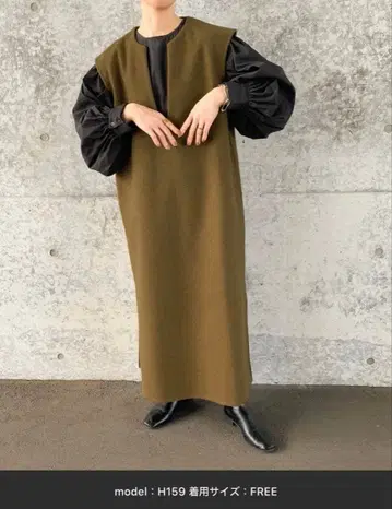 키넥 롱 베스트 원피스