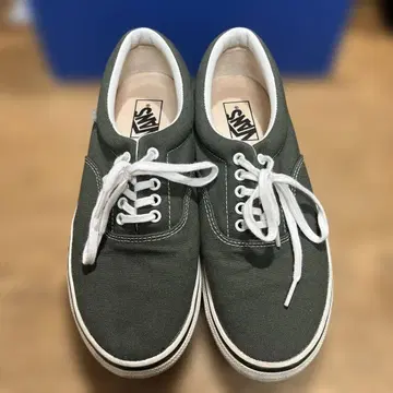 VANS 스니커즈