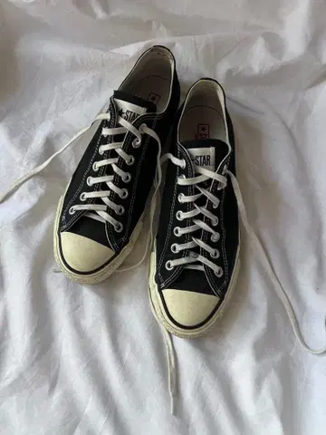 CONVERSE ALL STAR 블랙 로우컷 스니커즈