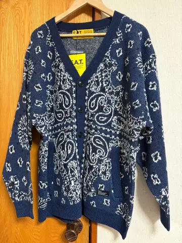 미사용 새상품 F.A.T. GANDANA 페이즐리 무늬 가디건