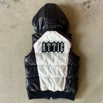 Rare 00's JAPANESE LABEL in the attic