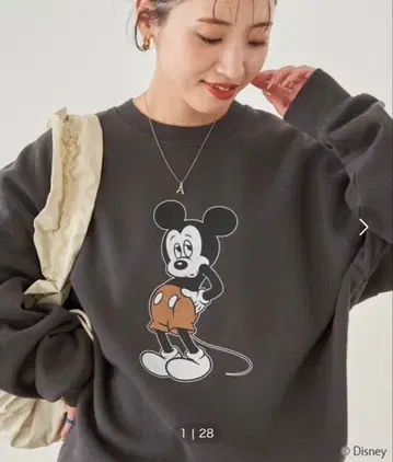 새상품 프릭스스토어 디즈니 미키 맨투맨 흑먹색