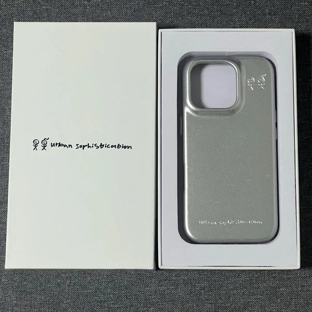 URBAN SOPHISTICATION BRATZ cloe16 pro iPhoneアクセサリー urban