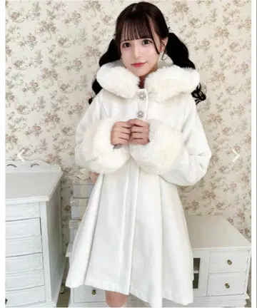 새상품급 ROJITA 백리본 후디 코트 화이트