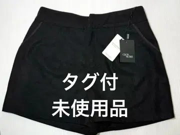 세실 맥비 숏팬츠