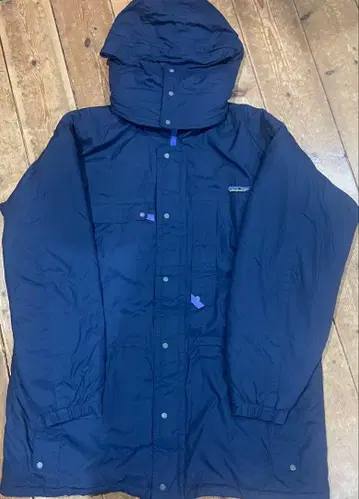 2002년산 파타고니아 네이비 마운틴 후드티 가이드 후드티