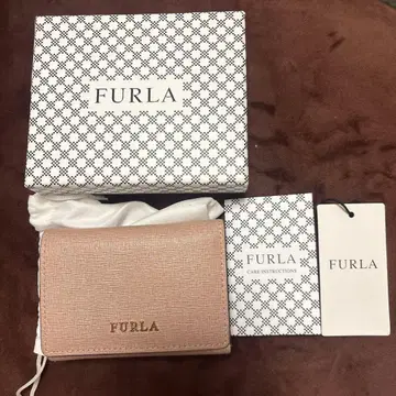 FURLA 베이지 핑크 3단 폴더형 지갑