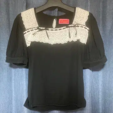 BABY 스퀘어넥 T셔츠