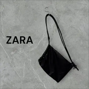 ZARA 블랙 숄더백