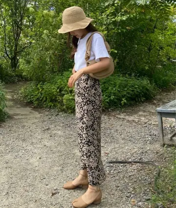 [ EC 한정판 ] 단색 꽃 데신 스커트