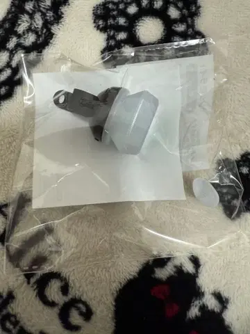 닌뮤 롯칸 반지형 라이트 스퀘어